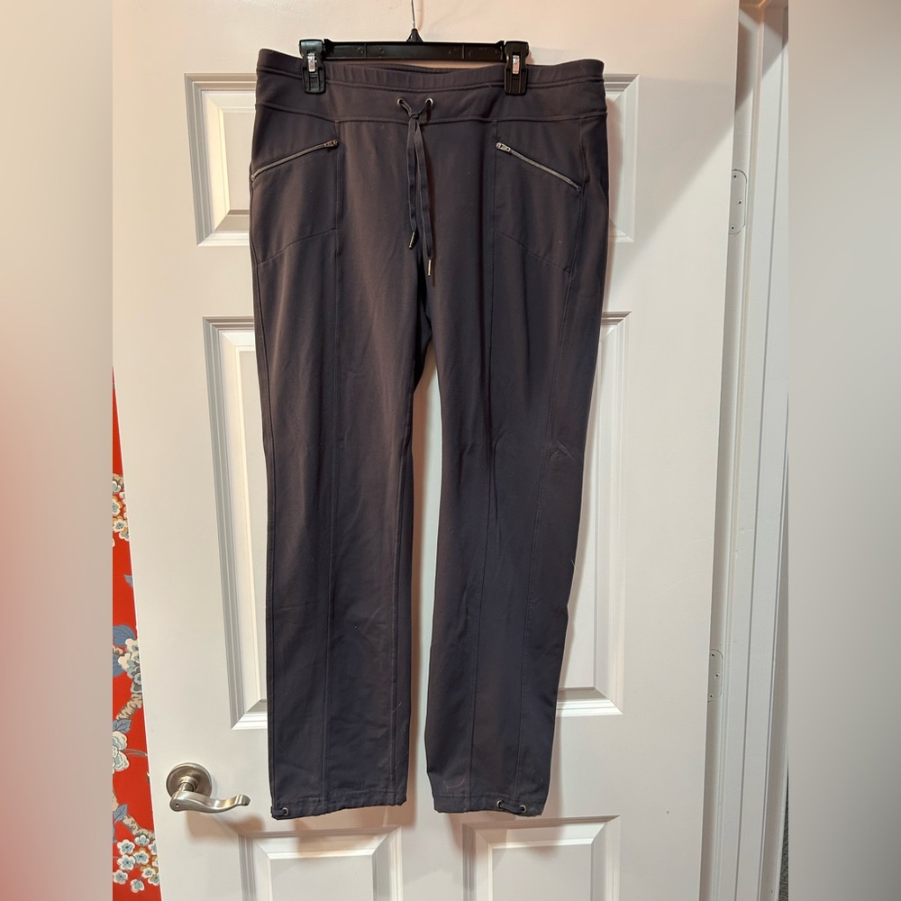 Athleta Gray Women’s Athletic Pants.  Size XL.